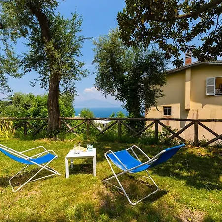 Ada Holiday home Sorrento